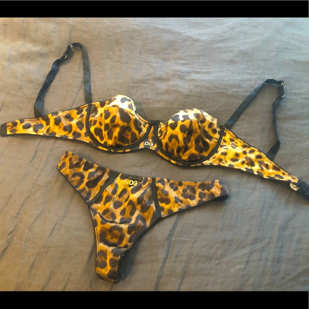 Dolce & Gabbana Demi bra and thong lingerie set